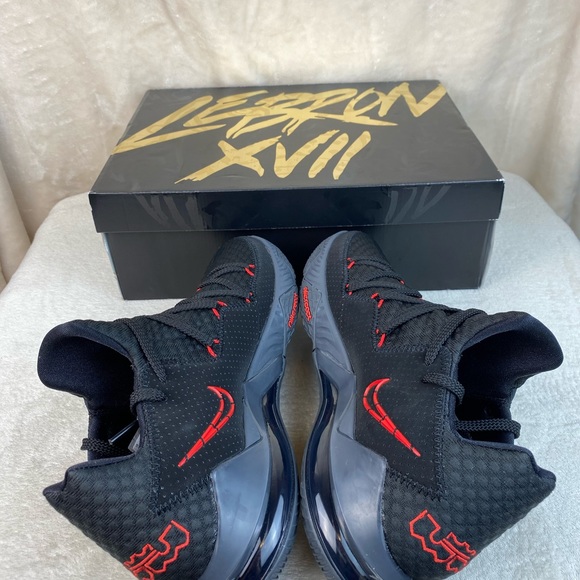 Nike Lebron XVII  17 Low ‘Bred’ Black Red - Picture 5 of 7